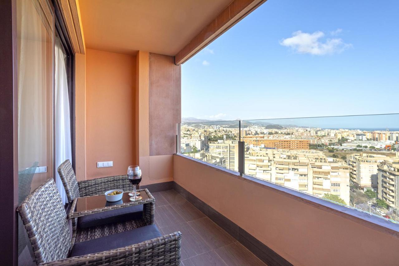 -Malagasunapts-Skygarden Teatinos Pool Playground Екстер'єр фото
