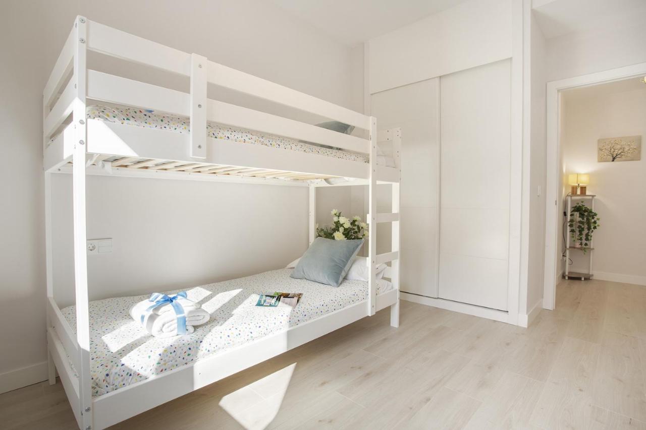 -Malagasunapts-Skygarden Teatinos Pool Playground Екстер'єр фото